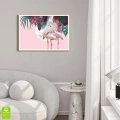 plakat-drewniana-ramka-piekne-flamingi-na-tle-ksiezyca-i-tropikalnej-roslinnosci-wnetrze.webp