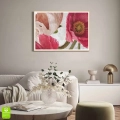 Plakat Delikatne duże kwiaty drewniana ramka w pokoju