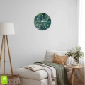 zegar-30x30-kolo-cyfry-biale-wnetrze-zielone-abstrakcyjne-fale.webp