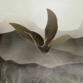 fototapeta-na-wymiar-zurawie-w-locie-w-odcieniach-brazu-fragment.webp