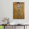 obraz-na-szkle-akrylowym-gustav-klimt-zlota-adela-reprodukcja-wnetrze-pion.webp