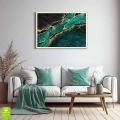 plakat-drewniana-ramka-wnetrze-malachitowe-zloto.webp