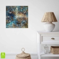 Zegar-30x30-kwdrat-cyfry-biale-wnetrze-struktura-granitu-z-refleksami-pomaranczy-i-turkusu.webp
