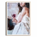 plakat-drewniana-ramka-przod-dziewczyna-z-lampka-wina.webp
