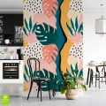 Nowoczesna tapeta ścienna z tropikalnym wzorem, wnętrze kuchni połączonej z jadalnią