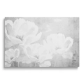 obraz-na-plotnie-z-bialymi-kwiatami-na-teksturowym-szarym-tle-przod.webp