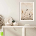 plakat-biała-ramka-wnetrze-natura-laka-z-ptakami-I-subtelna-dekoracja-do-sypialni-salonu-lub-jadalni-styl-rustykalny-boho.webp