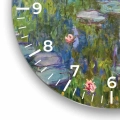 Zegar-kolo-cyfry-biale-fragment-claude- monet-lilie-wodne-i-most-japonski.webp