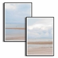zestaw-przod-pejzaz-plazy-z-morzem-piaskiem-i-chmurami-minimalistyczny- krajobraz-do-salonu-lub-sypialni.webp