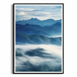 Plakat - Szczyty górskie w chmurach III