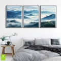 zestaw-plakatow-tryptyk-wnetrze-szczyty-gorskie-w-chmurach.webp