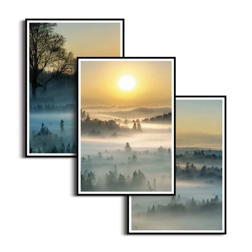 zestaw-plakatow-przod-wschod-slonca-nad-lasem-we-mgle-tryptyk.webp