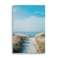 obraz-szklo-malowniczy-widok-morze-sciezka-przez-wydmy-na-plazy-przod-pion.webp