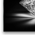 obraz-na-szkle-diament-brylant-czarno-bialy-fragment2_webp