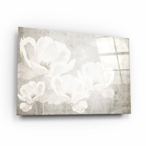 Obraz na szkle akrylowym - Z białymi kwiatami na teksturowym, szarobeżowym tle