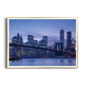 Plakat-panorama-manhattanu-o-zmierzchu-zlota-rama_web.webp