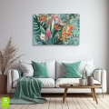 Obraz-na-szkle-poziom-wnetrze-egzotyczny-ogrod-kolorowa-dzungla_web.webp