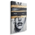 Obraz-na-plotnie-pion-bok-portret-glamour-hipnotyzujace-spojrzenie_web.webp
