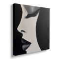 Obraz-na-plotnie-kwadrat-bok-minimalistyczny-portret-kobiety_web.webp