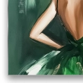 Obraz-na-szkle-krawedz-kobieta-szmaragdowa-suknia_web.webp