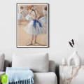 plakat-w-czarnej-ramie-do-sypialni-i-salonu-dancer-edgar-degas-wnetrze