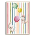 plakat-drewniana-kroliczki-z-balonami-na-tle-w-kolorowe-paski_web.webp
