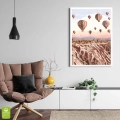 plakat-biala-wnetrze-balony-w-gorach-boho_web.webp