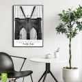 plakat-czarna-wnetrze--nowy-jork-brooklyn-bridge-salon-sypialnia-biuro-czarno-bialy_web.webp