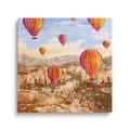 balony-nad-gorami-pomarancz-bez-plotno-kwadrat_web.webp