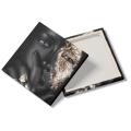 portret-kobiety-czarno-zloty-glamour-plotno-kwadrat-tyl_web.webp
