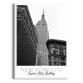 plakat-biala-nowy-jork-empire-state-building-czarno-bialy_web.webp