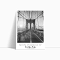 plakat-bok-brooklyn-bridge-czarno-bialy-obraz-mostu_web.webp