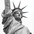 plakat-fragment-nowy-jork-statua-wolnosci-czarno-bialy_web.webp