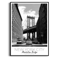 plakat-czarna-manhattan-bridge-czarno-bialy-obraz-na-sciane-z-samochodami_web.webp