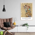 gustav-klimt-spelnienie-zloty-art-deco-salon-plakat-drewno-wnetrze.webp