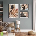 zestaw-3-plakatow-galeria-malarska-kobieta-wino-elegance-bez-bordo-salon.webp
