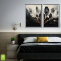 zestaw-2-plakatow-liscie-kwiaty-dyptyk-czarna-wnetrze.webp