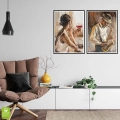 zestaw-2-plakatow-saksofonista-i-kobieta-z-winem-dyptyk-jazz-czarna-wnetrze.webp