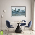 zurawie-w-locie-granatowy-zloty-boho-japandi-plakat-czarna-wnetrze.webp
