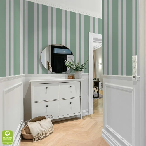 tapeta-na-wymiar-w-pasy-mint-stripe-mietowa-wnetrze1.webp