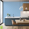 tapeta-na-wymiar-petite-petals-light-blue-jasoniebieska-drobne-platki-wnetrze1.webp