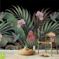 Fototapeta-Tropikalne-zielone-liście-bananowca-palmy-kwiaty-i-ptaki-na-ciemnym-tle.jpg