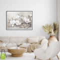 plakat-kwiaty-magnolii-iii-do-salonu-sypialni-przedpokoju-plakat-czarna-wnetrze.webp