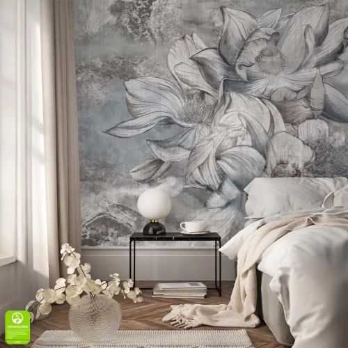 fototapeta-duzy-kwiat-na-scianie-wnetrze.webp