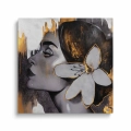 obraz-na-plotnie-zmyslowa-kobieta-i-kwiat-kwadrat.webp
