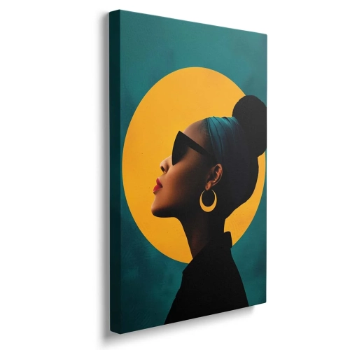 obraz-na-plotnie-barwna-postac-kobiety-bok.webp