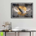 plakat-czarna-ramka-phoenix-lecacy-nad-zlotym-ksiezycem-wnetrze.webp
