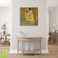 obraz-szklo-gustav-klimt-pocalunek-wnetrze-kwadrat.webp