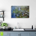 obraz-na-szkle-akrylowym-claude-monet-lilie-wodne-wnetrze.webp