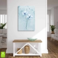 obraz-szklo-niebieskie-kwiaty-I-wnetrze.webp